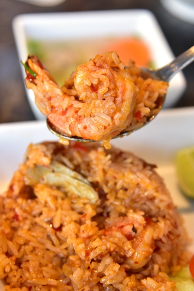 Khao Pad Tom Yum Kung (165+ THB) (2)