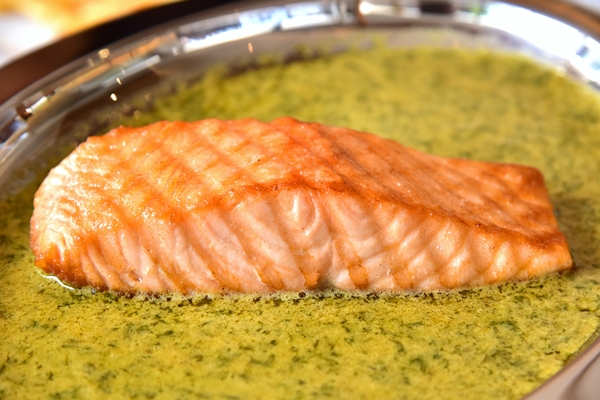 Le Dos de Saumon (880++ THB) (2)