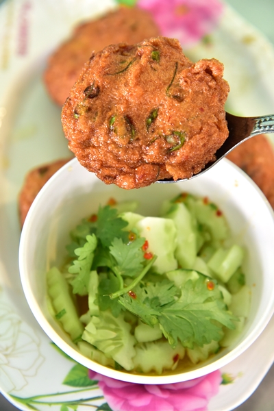 ทอดมันปลากราย (150 THB) (2)