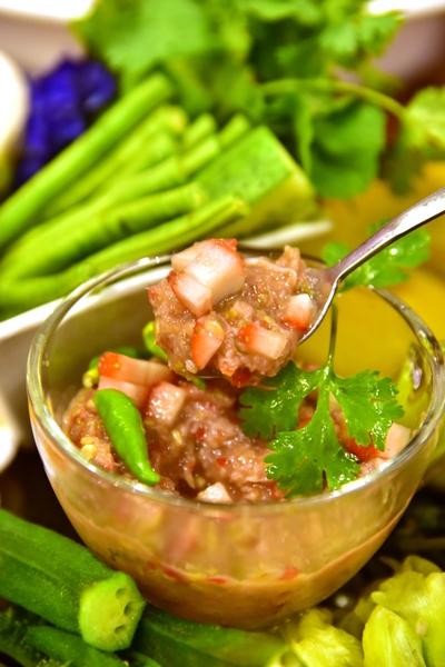 น้ำพริกสตรอเบอร์รี่ (195+ THB) กะปิ (2)