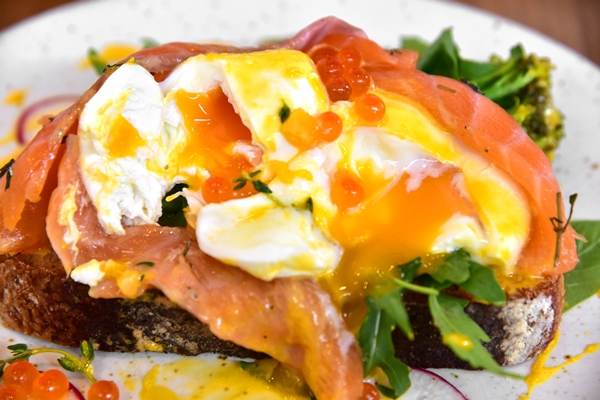 Egg Mikado (320+ THB) orange hollandaise sauce (3)