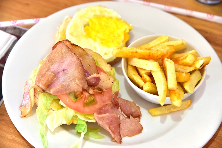 Bun on The Run (42.90 Rand) (1)