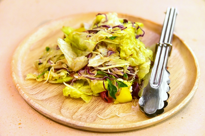 Hango Shake Salad (100+ บาท) ผักโครงการหลวง ผงโรยข้าวญี่ปุ่น (4)