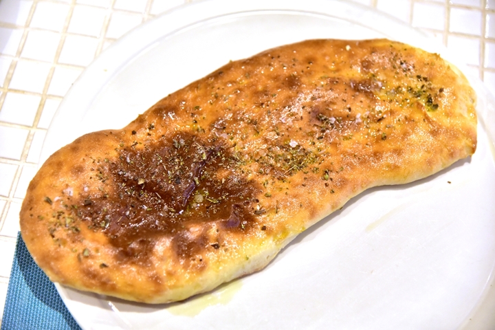 Homemade Greek Peasant Bread น้ำมันมะกอก ออริกาโน่ เกลือ