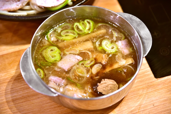 Noko Tsukemen (200+ บาท) + Zembu Topping (100+ บาท) + Omori (40+ บาท) 500 กรัม (2)