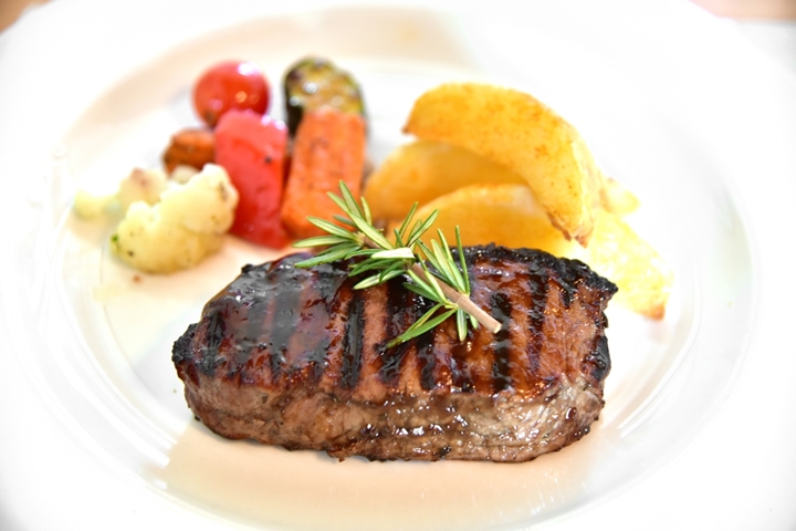 Sirloin Steak (120 Rand)