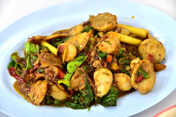 เอ็นหอยผัดฉ่า (150 THB) (1)