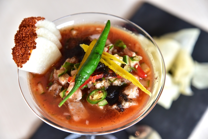 Red Cebiche (245++ THB) ปลากระพงขาว แอพริคอท พริก มะม่วง แตงกวา มะเขือเทศ เผือกทอด (1)