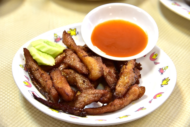 fried-semi-dried-pork-80-thb-%e0%b8%ab%e0%b8%a1%e0%b8%b9%e0%b9%81%e0%b8%94%e0%b8%94%e0%b9%80%e0%b8%94%e0%b8%b5%e0%b8%a2%e0%b8%a7
