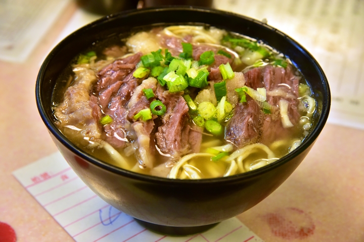 beef-brisket-in-e-fu-noodle-in-broth-48-hkd-1