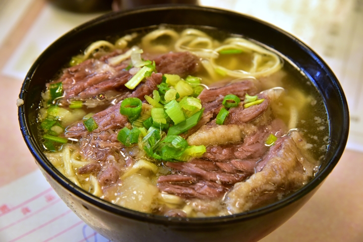 beef-brisket-in-e-fu-noodle-in-broth-48-hkd-2