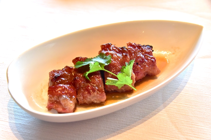 barbecued-iberian-pork-with-honey-158-hkd-1