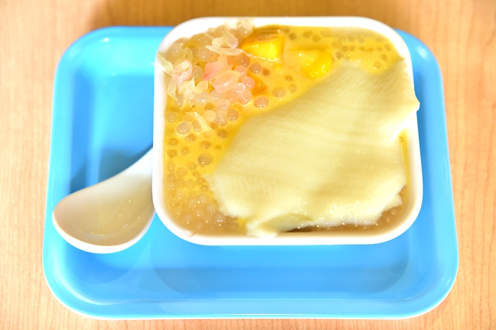 mango-pomelo-sago-sweet-soup-with-tofu-pudding-48-hkd-1