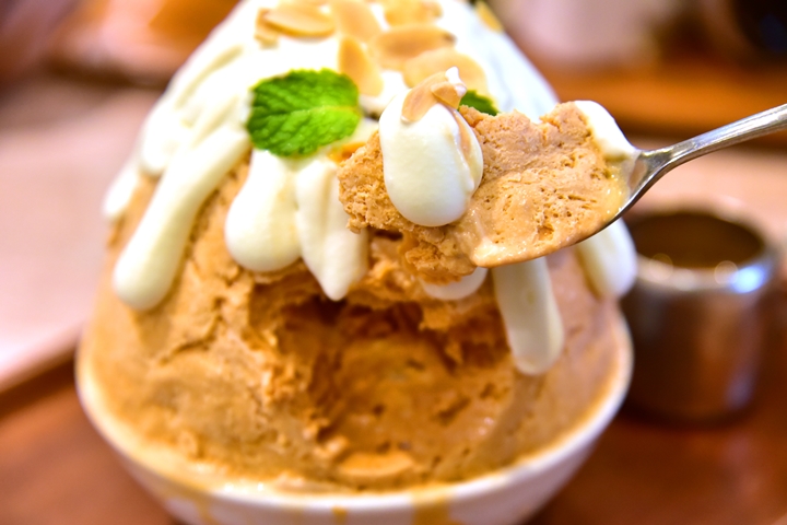 thai-tea-kakigori-245-thb-4