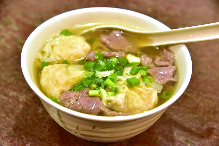 wantan-beef-noodle-36-hkd-1