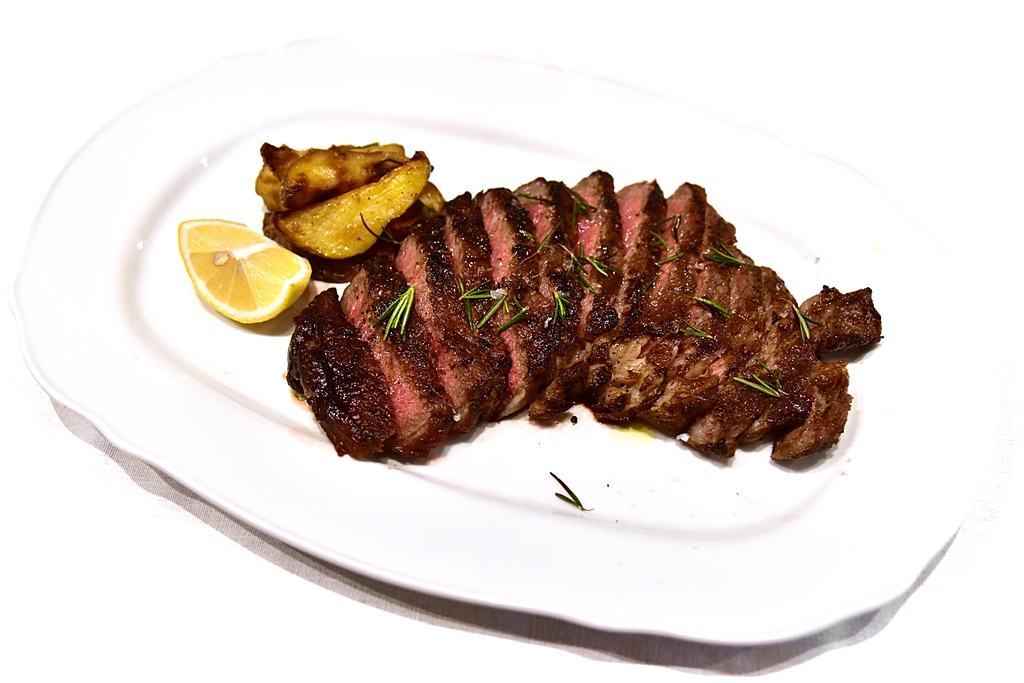 สเต็กเนื้ออิตาเลียนของร้าน Giglio Trattoria Fiorentina