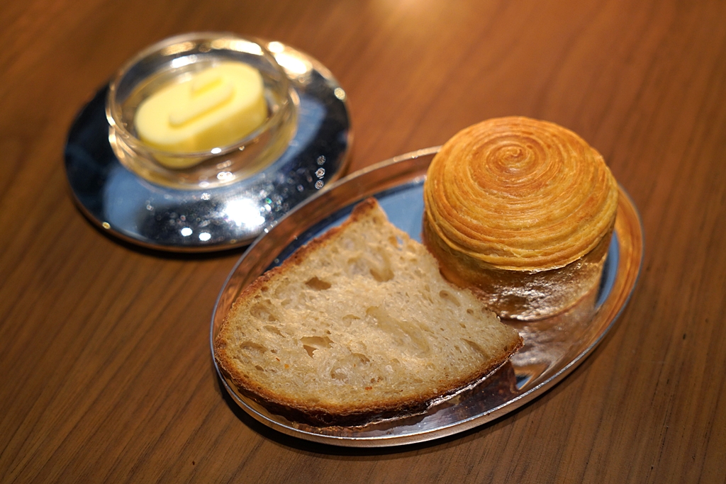 ขนมปังของ Blue by Alain Ducasse ที่ห้าง Icon Siam