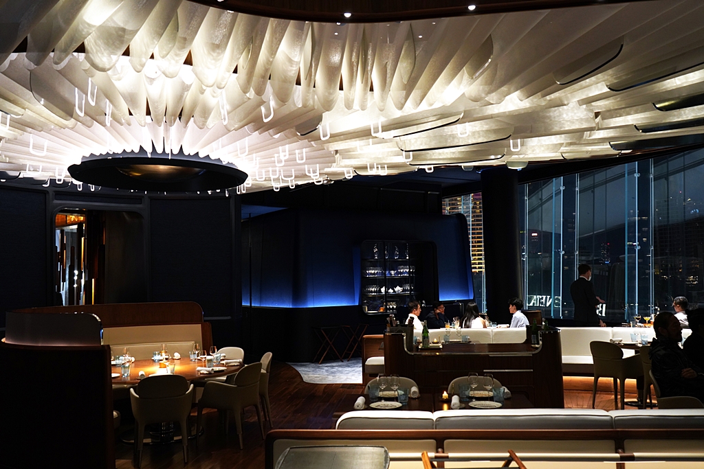 บรรยากาศร้าน Blue by Alain Ducasse ที่ห้าง Icon Siam