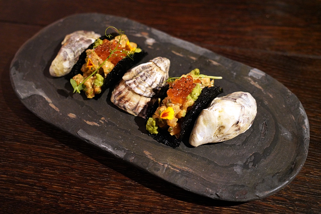 ทาโก้แซลม่อนเมนูวิกเนเจอร์ของร้าน quince