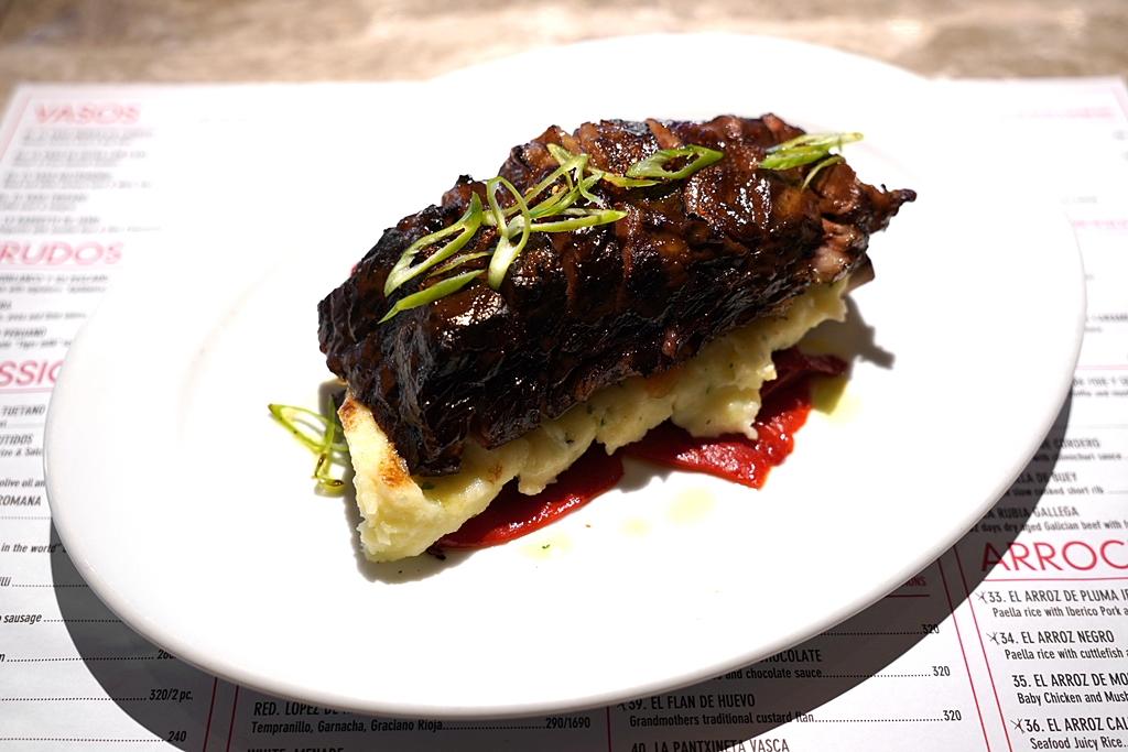 เนื้อจากร้าน Vaso Spanish Tapas Bar