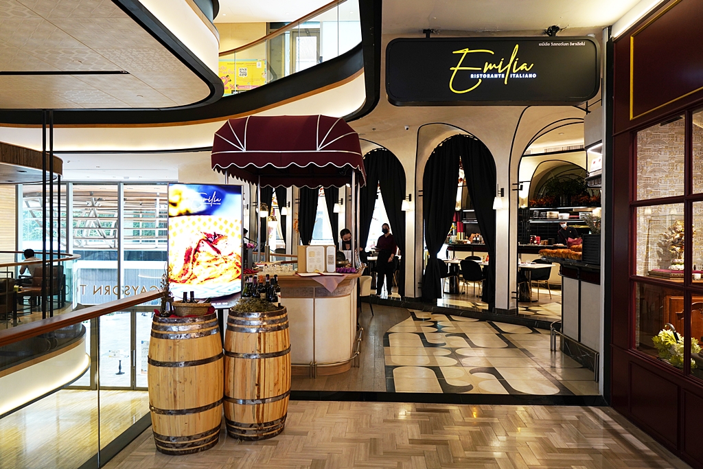 บรรยากาศของร้าน emilia ristorante Italiano ที่ gaysorn tower